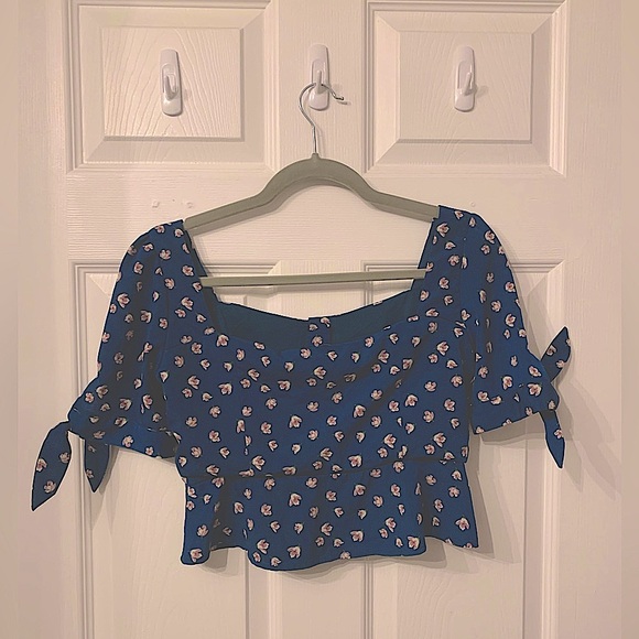 2 for $20 - Button-up crop top with flounce! - Picture 2 of 3